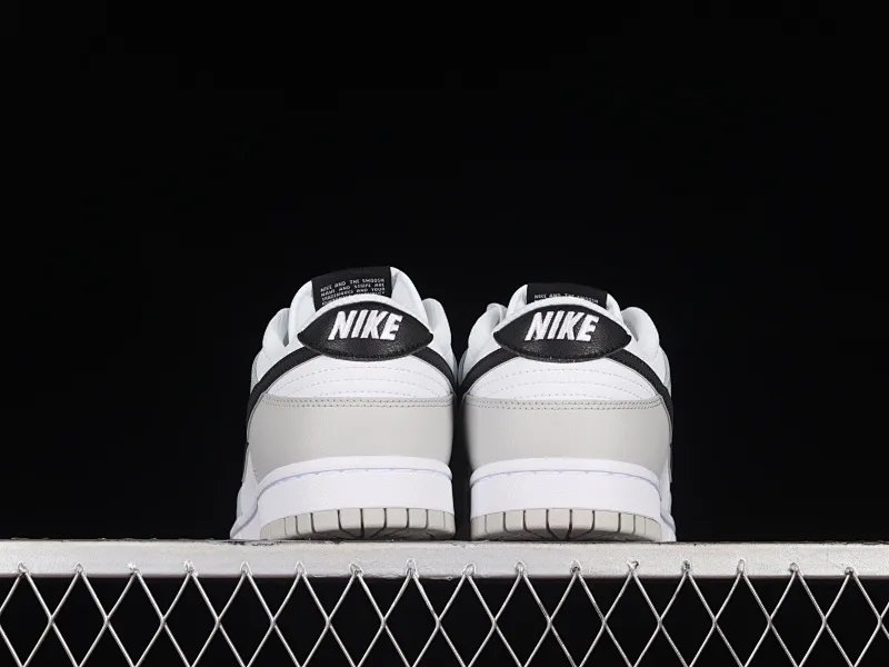 All categories Nk SB Dunk series Nk SB Dunk Low low-top sneakers M version pure original Nk Dunk SB Low gray white black scratch-off SB low-top sports casual sneakers DR9654-001